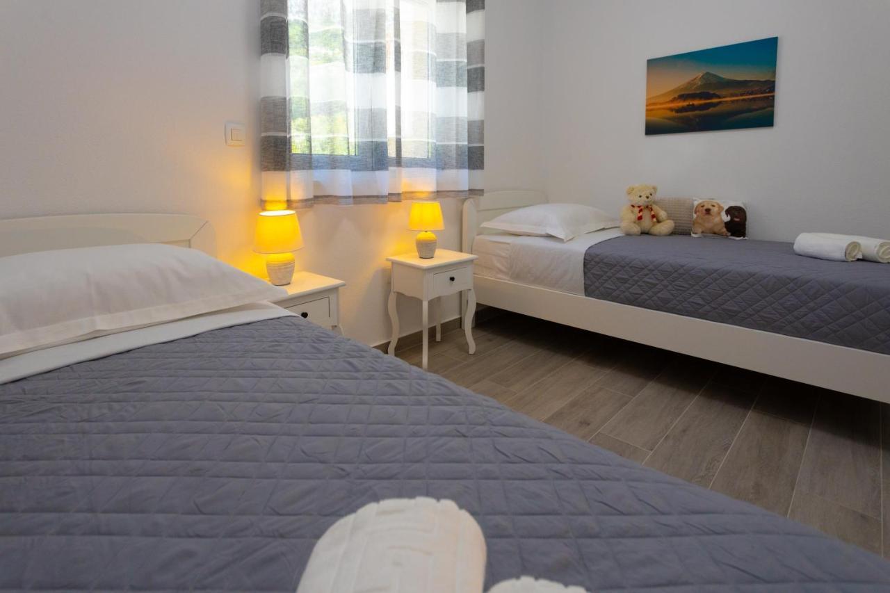 Apartments Jasa Deluxe Makarska Eksteriør billede